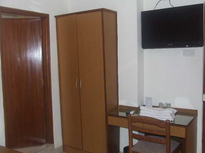 Hotel Brisa Marina Caranzalem Exterior foto